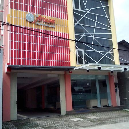 The Arizon At Malioboro Hotel Jogjakarta Buitenkant foto